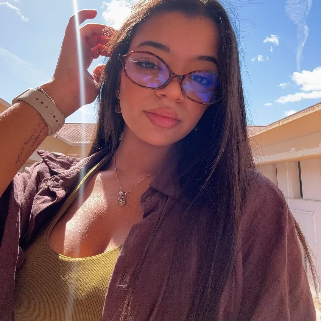 Portrait of Cinthia Marques